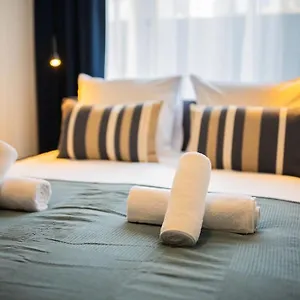 Elegant 2 Bedroom 75m2 - Sd23g Eindhoven