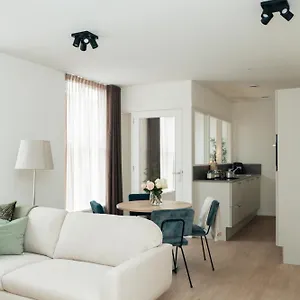 Urban Aparthotel